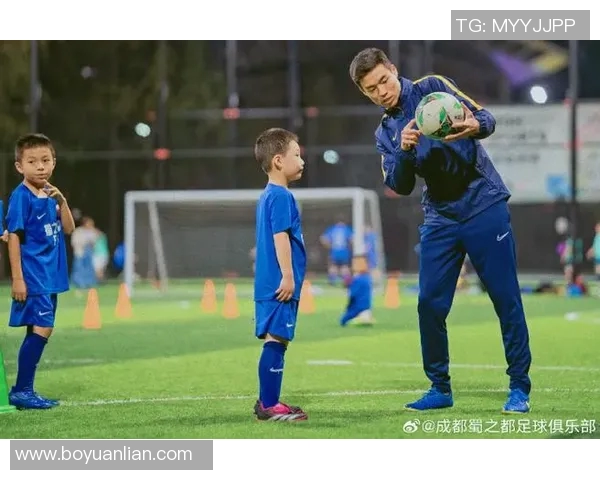 重庆足球教练永福的执教之路与青训梦想的追求